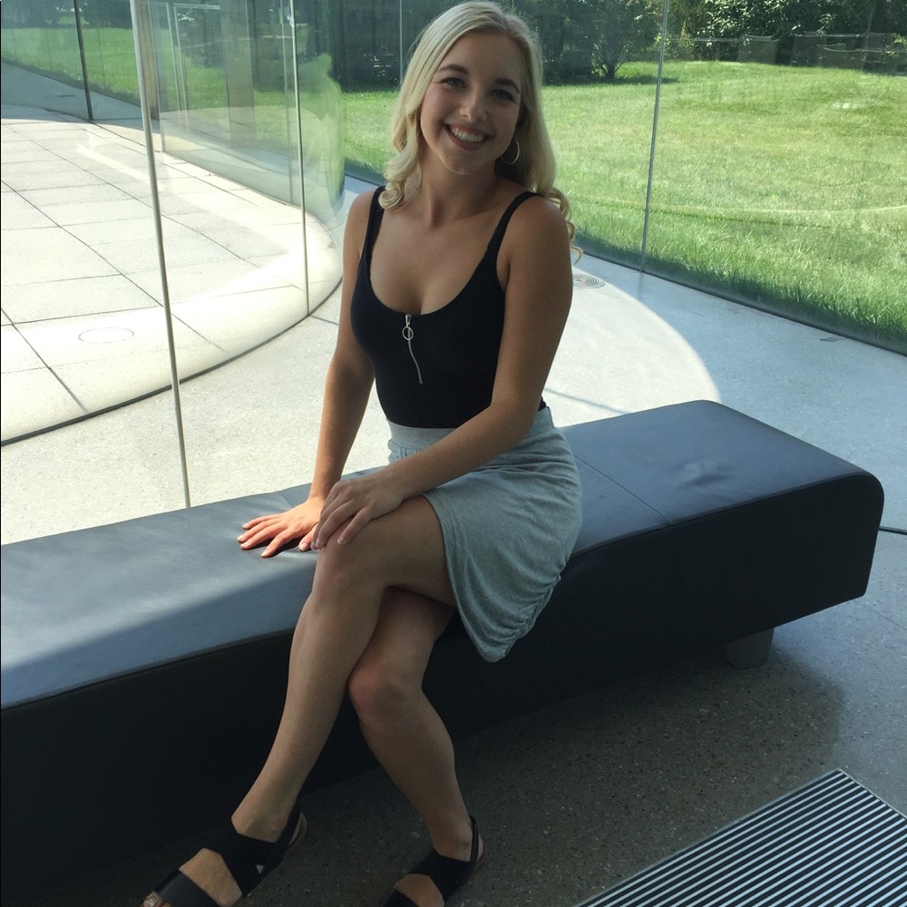 Meet your Posher, Halie